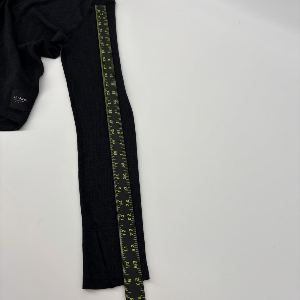 Beyond Clothing 1/4 Zip Base Layer Jacket Womens Size Small Black Seattle WA‎ - Picture 7 of 8